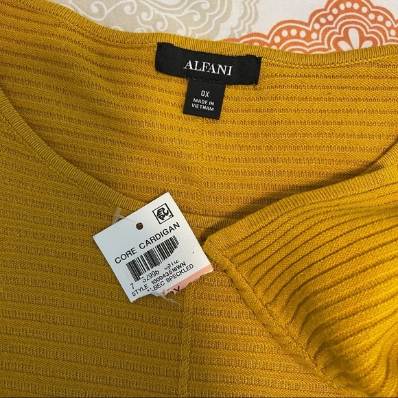 3/30$🔥NWT Alfani Yellow Tunic Ribbed Crewneck - Picture 7 of 11